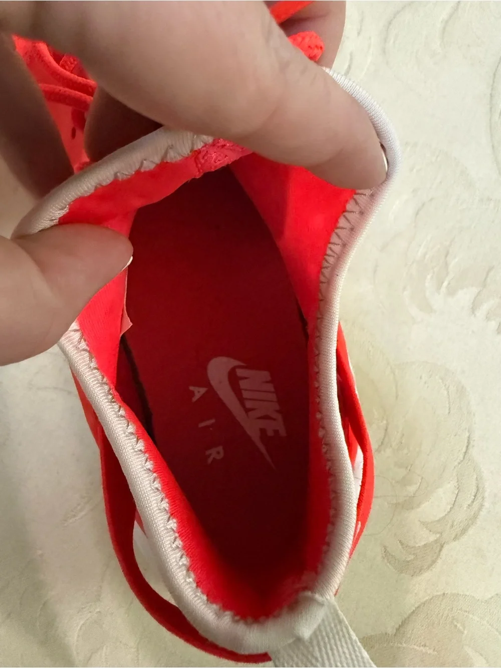 Nike Air Huarache Ultra Run Bright Crimson Neon Red Shoes Men’s Size 9.5